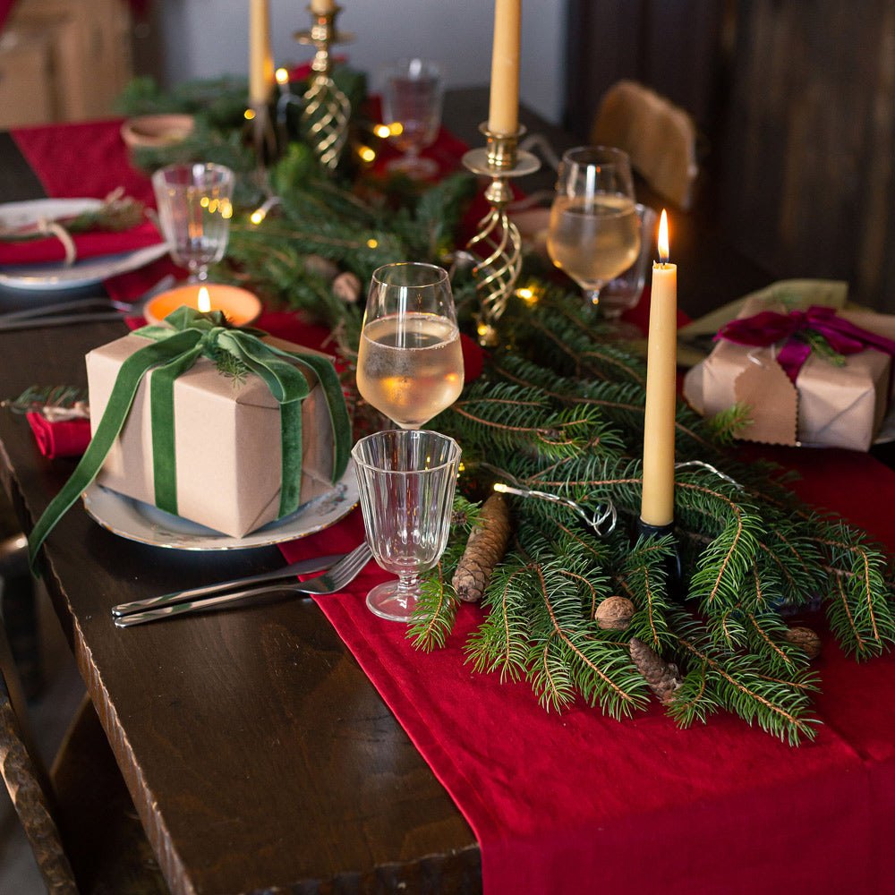 Red Christmas Linen Table Runner