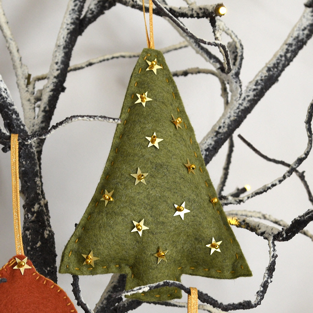 Christmas Decorations Country Sewing Kit - 3 pieces