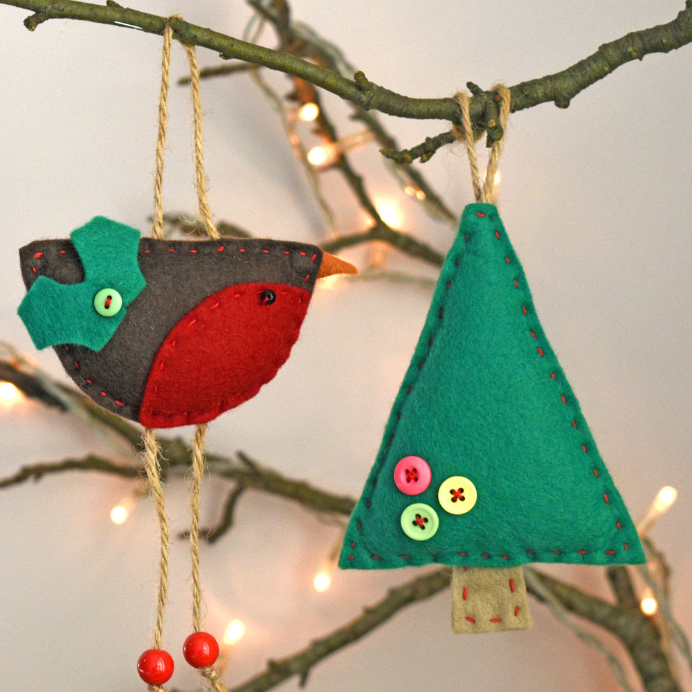 Christmas Felt sewing kit. Robin and christmas tree.