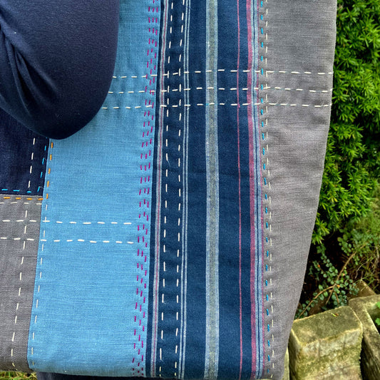 Extra-large Bag with Hand Slow Stitch