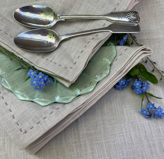 Natural Fabric Tablecloths & Napkins