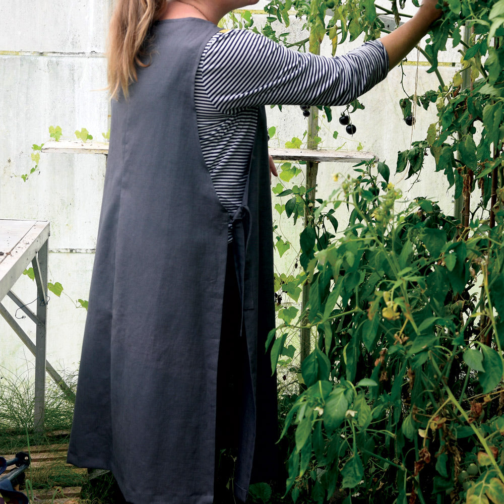 Artisan Pinafore Apron in Linen