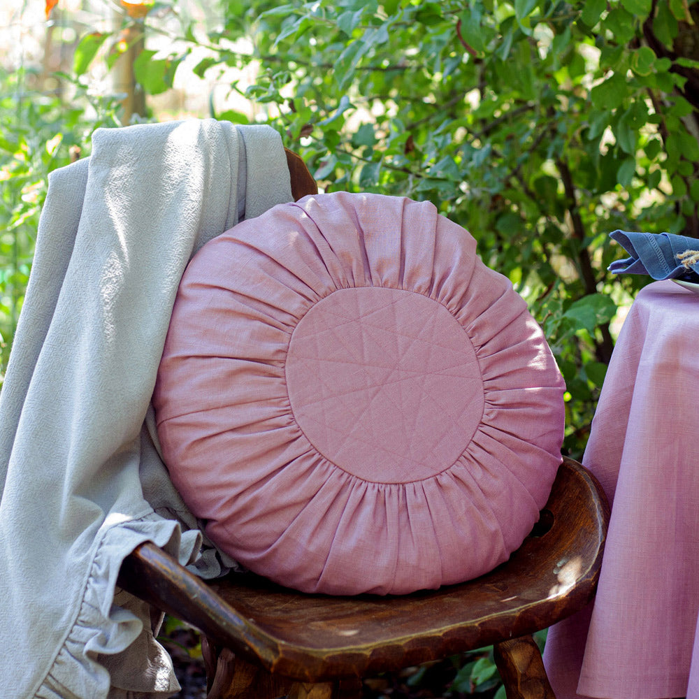 Round Linen Cushion in Heather Pink