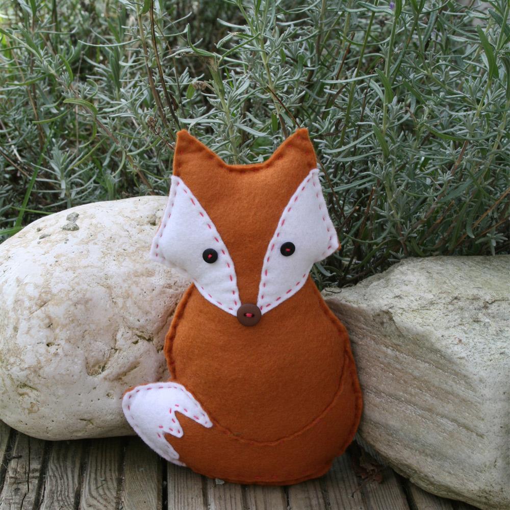 Foxy Felt Sewing Kit